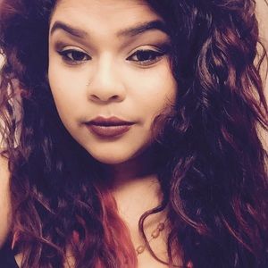 Meet your Posher, Keyla